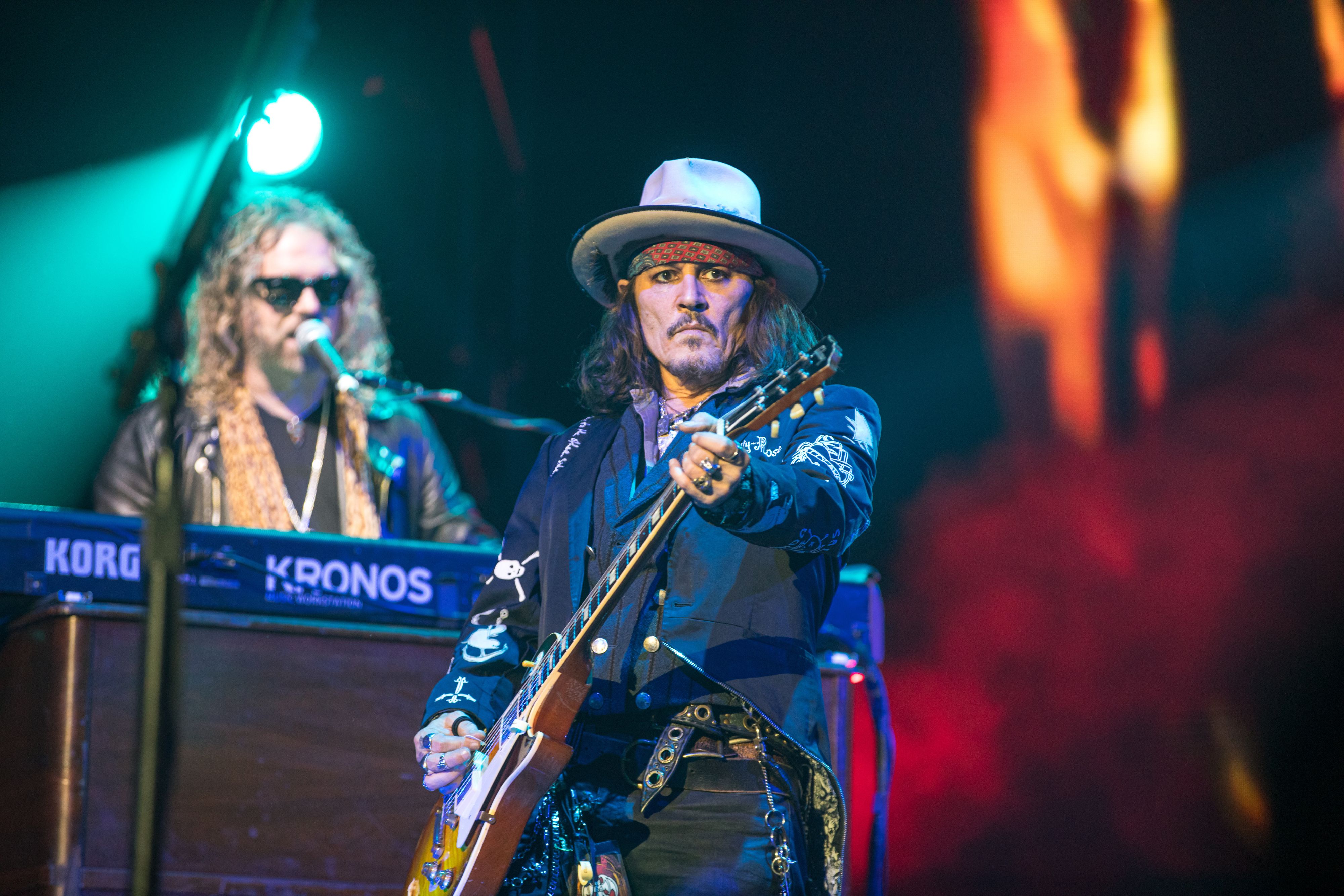 Viele Fans zeigen sich besorgt über die plötzliche Konzert-Absage der 