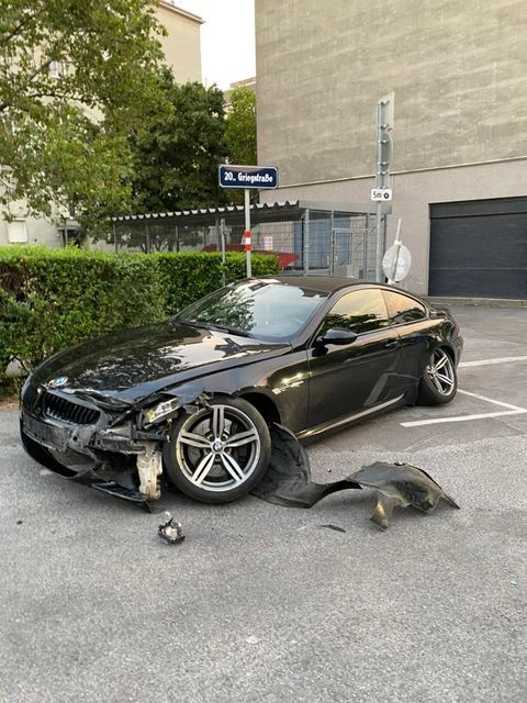 Der M6-Fahrer verlor die Kontrolle über sein Fahrzeug.