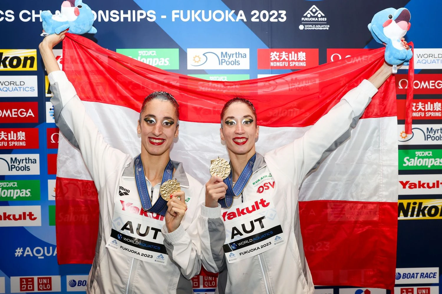Alexandri-Schwestern holen Gold.