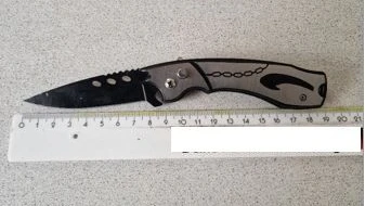 Das Messer wurde sichergestellt.
