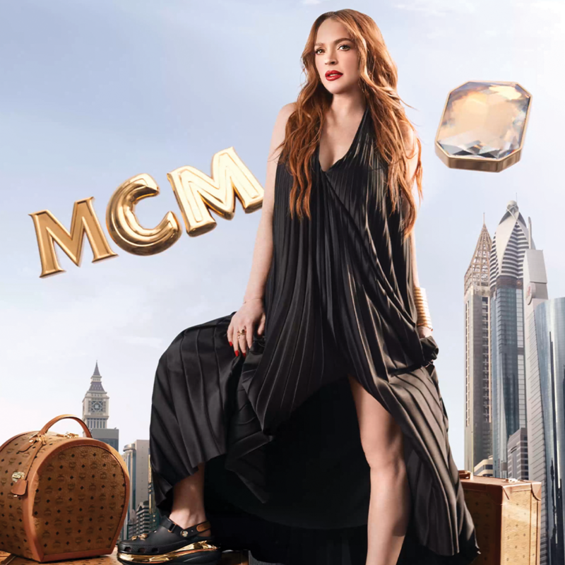 Lindsay Lohan ist das erste Mal Testimonial für Crocs.