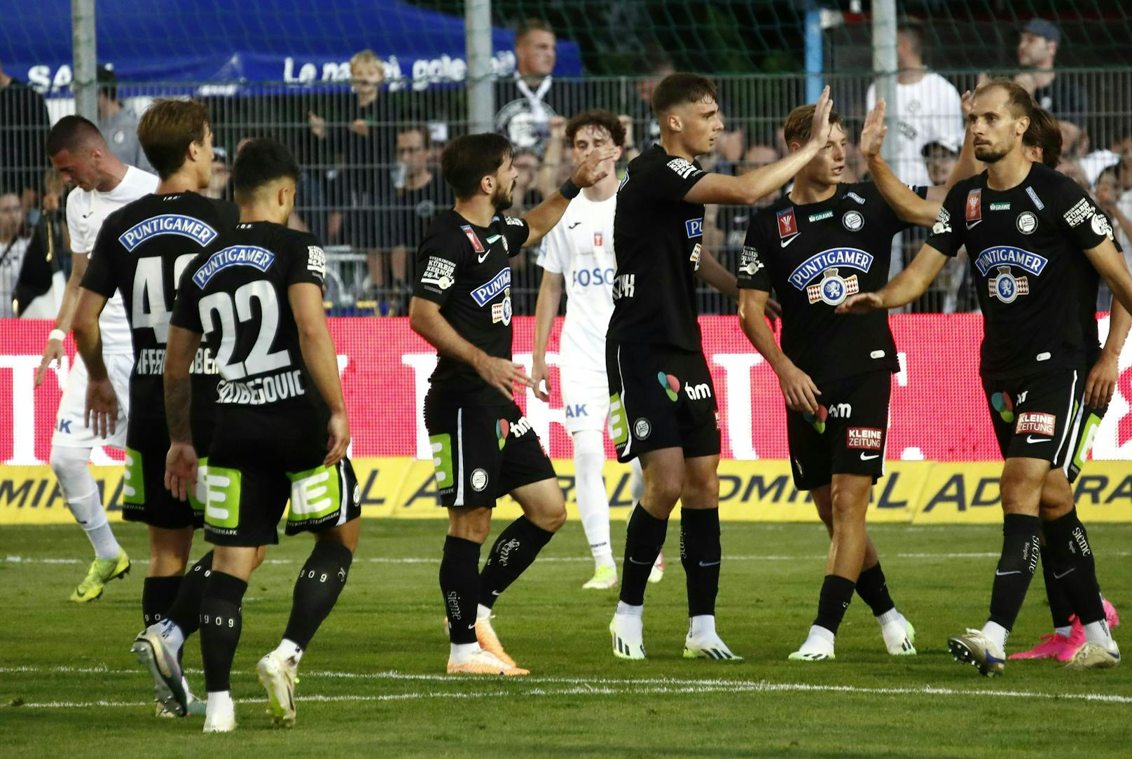 Sturm Graz gastiert beim SAK in Klagenfurt. 