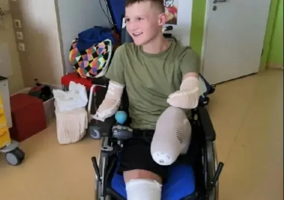 Trotz des heftigen Schicksalsschlags hat Fabian seine Lebensfreude nicht verloren. 