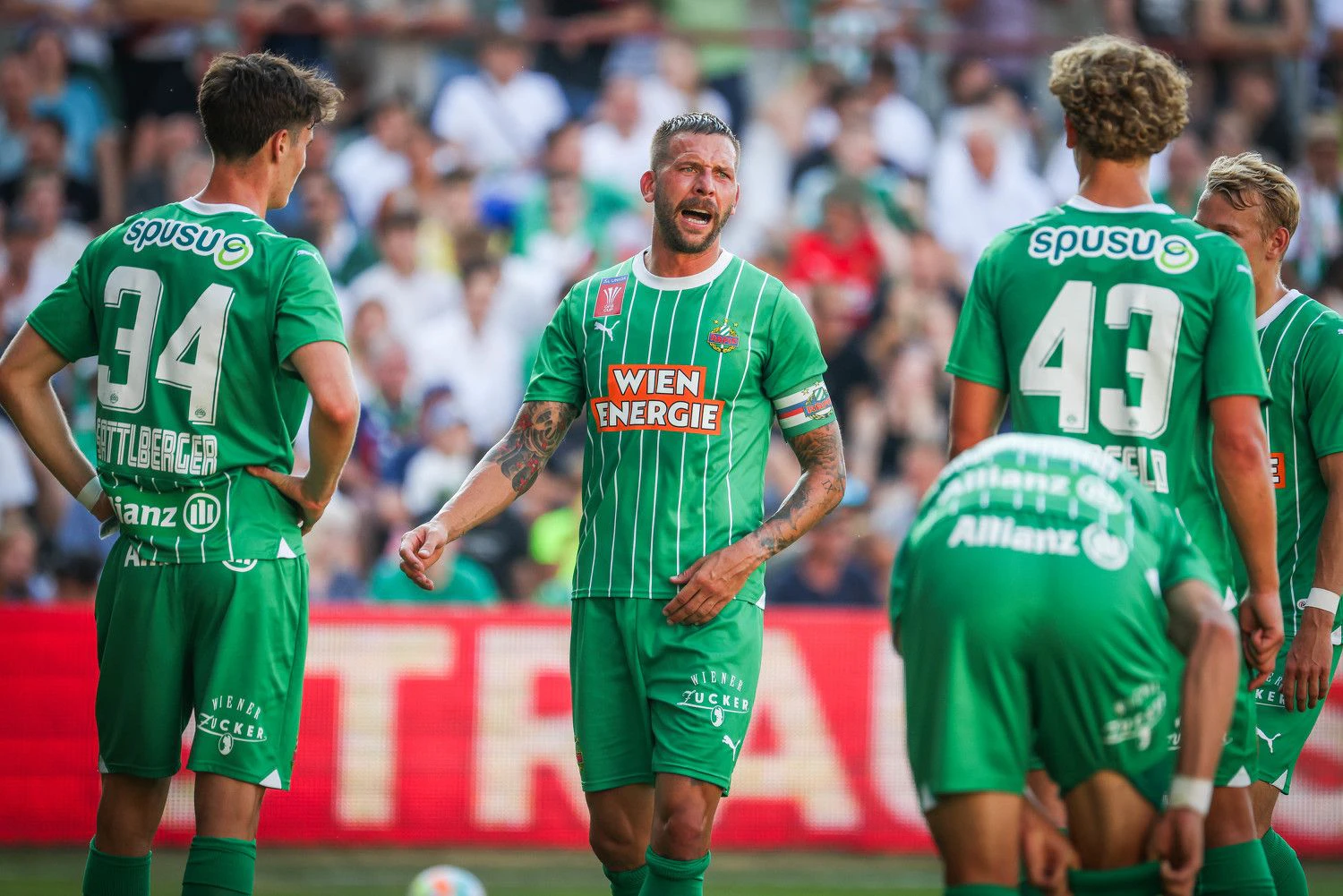 Guido Burgstaller und Rapid beim Cup-Auftakt auf dem Sport-Club-Platz.