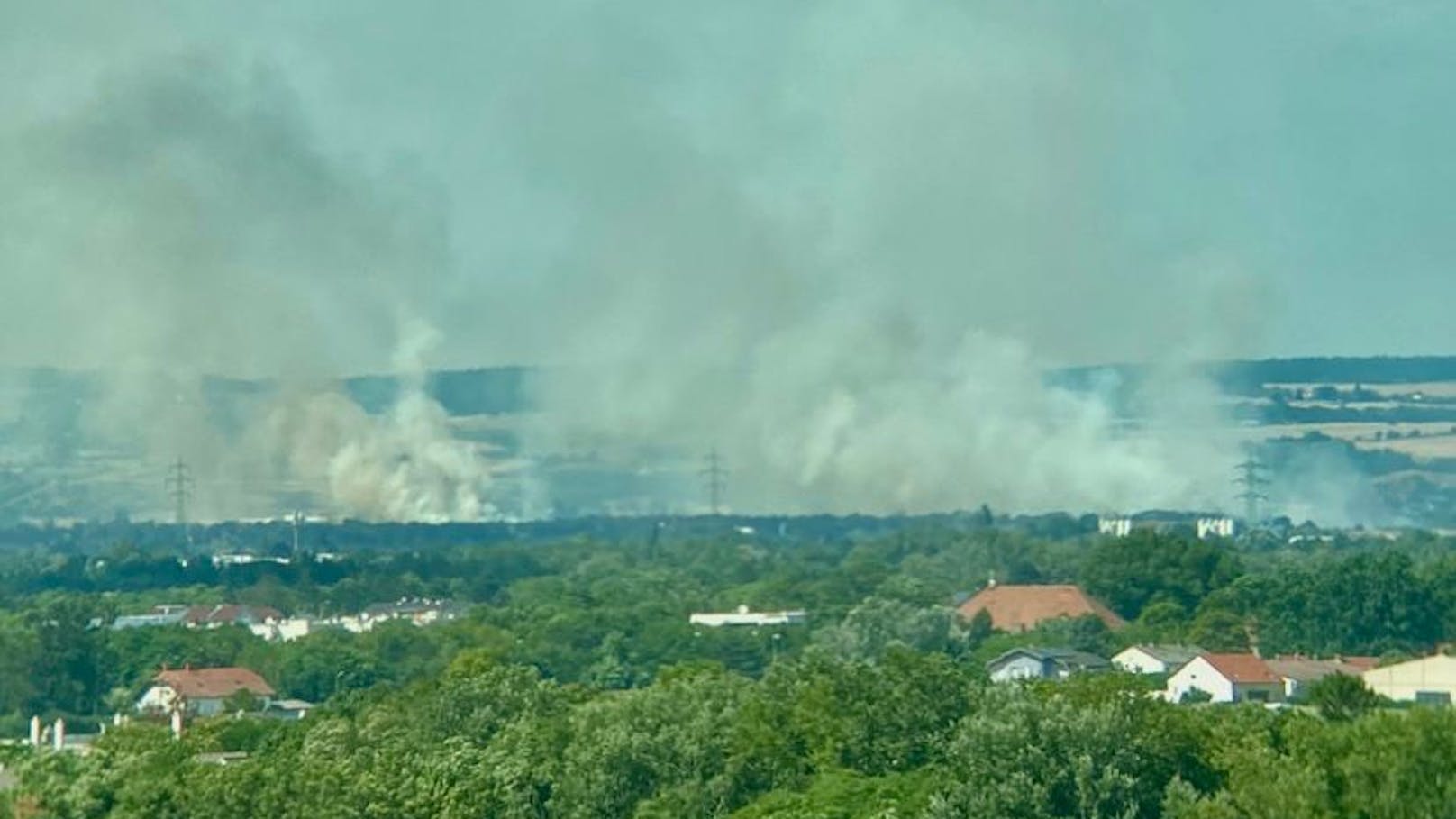 In Seyring (Bezirk Korneuburg) kam es am Sonntag zu einem Flurbrand.