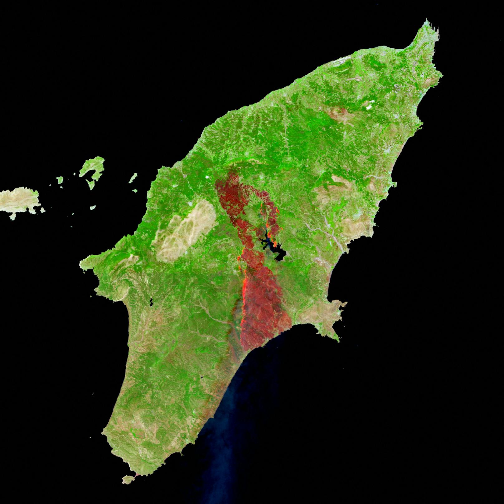 Ein Satellitenbild zeigt die von Waldbränden betroffenen Gebiete (rot) auf der griechischen Insel Rhodos am 24. Juli 2023.