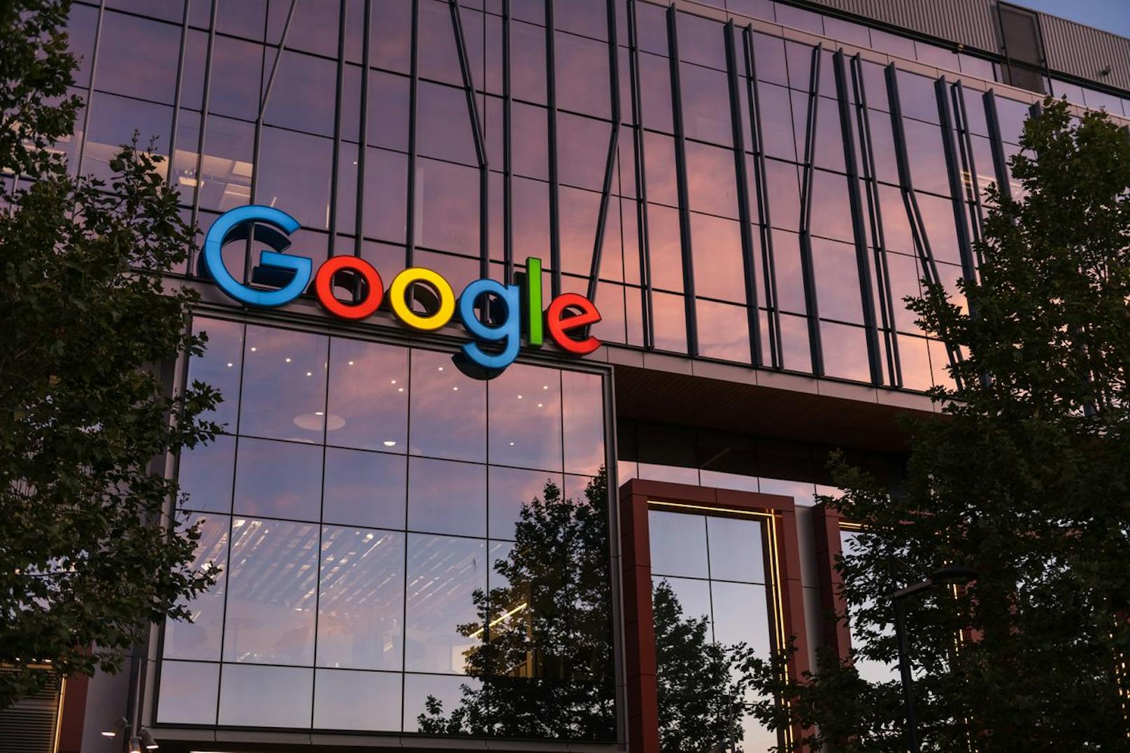 Kurios: Darum kappt Google Onlinezugang der Mitarbeiter