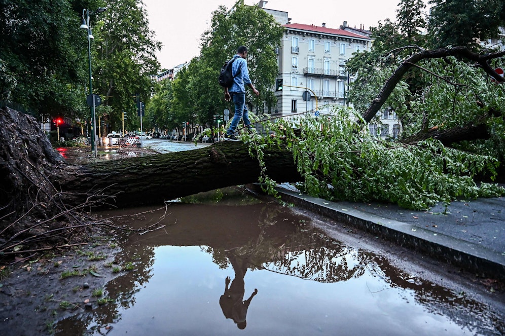 Die Metropole Mailand sowie große Teile der Lombardei wurden erneut von schweren Unwettern heimgesucht.
