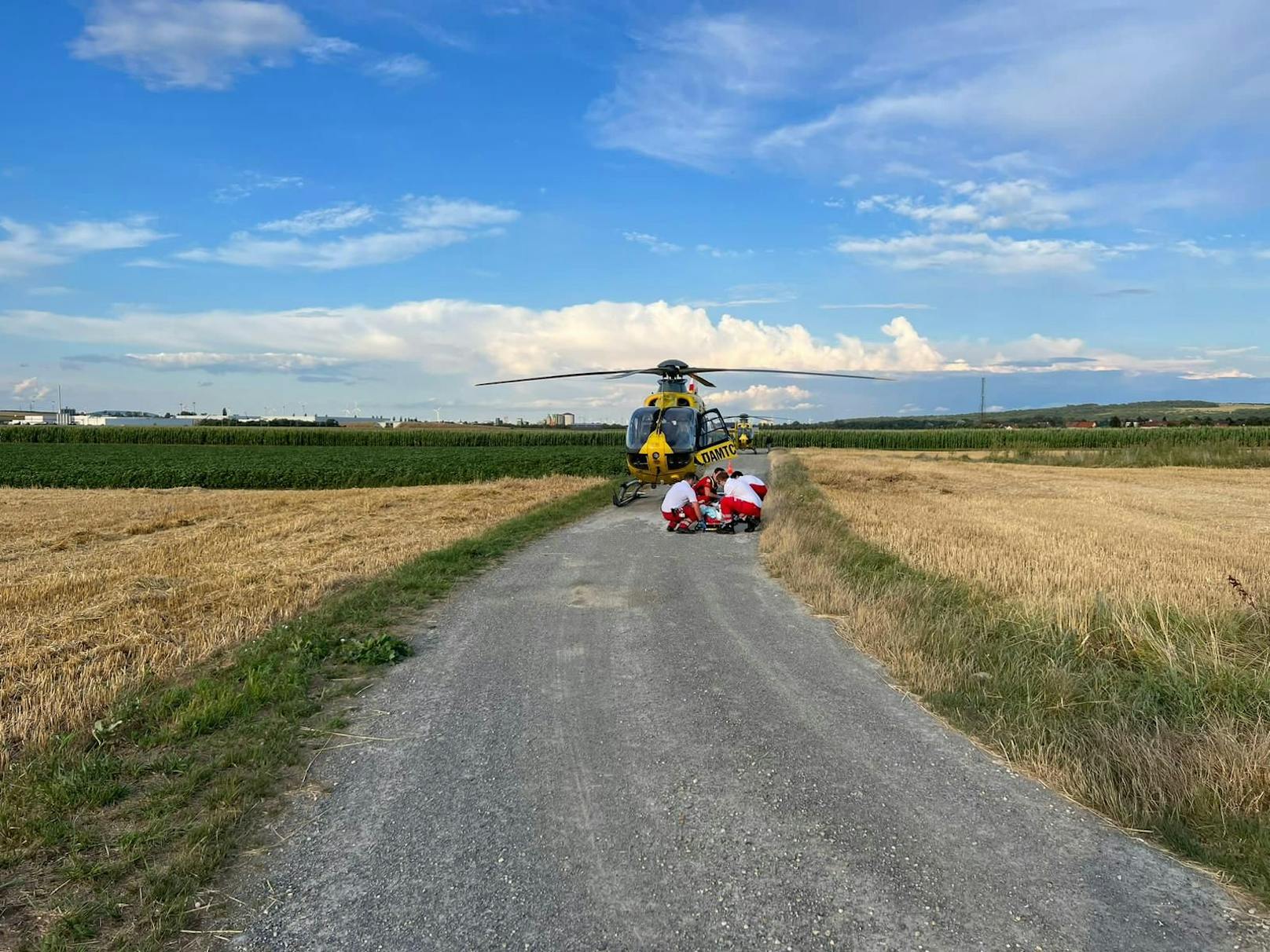 Auch 2 Helikopter waren vor Ort