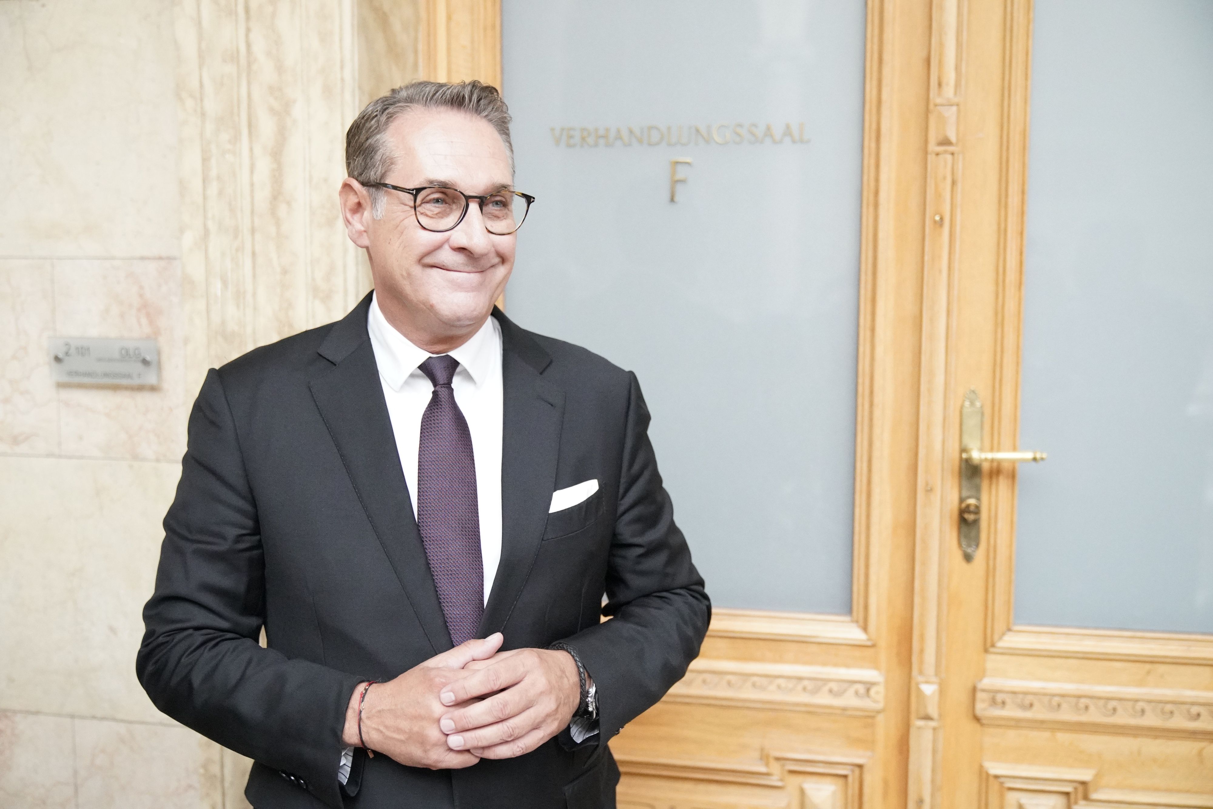 Der ehemalige FPÖ-Chef empfiehlt Kickl, zur Seite zu treten.