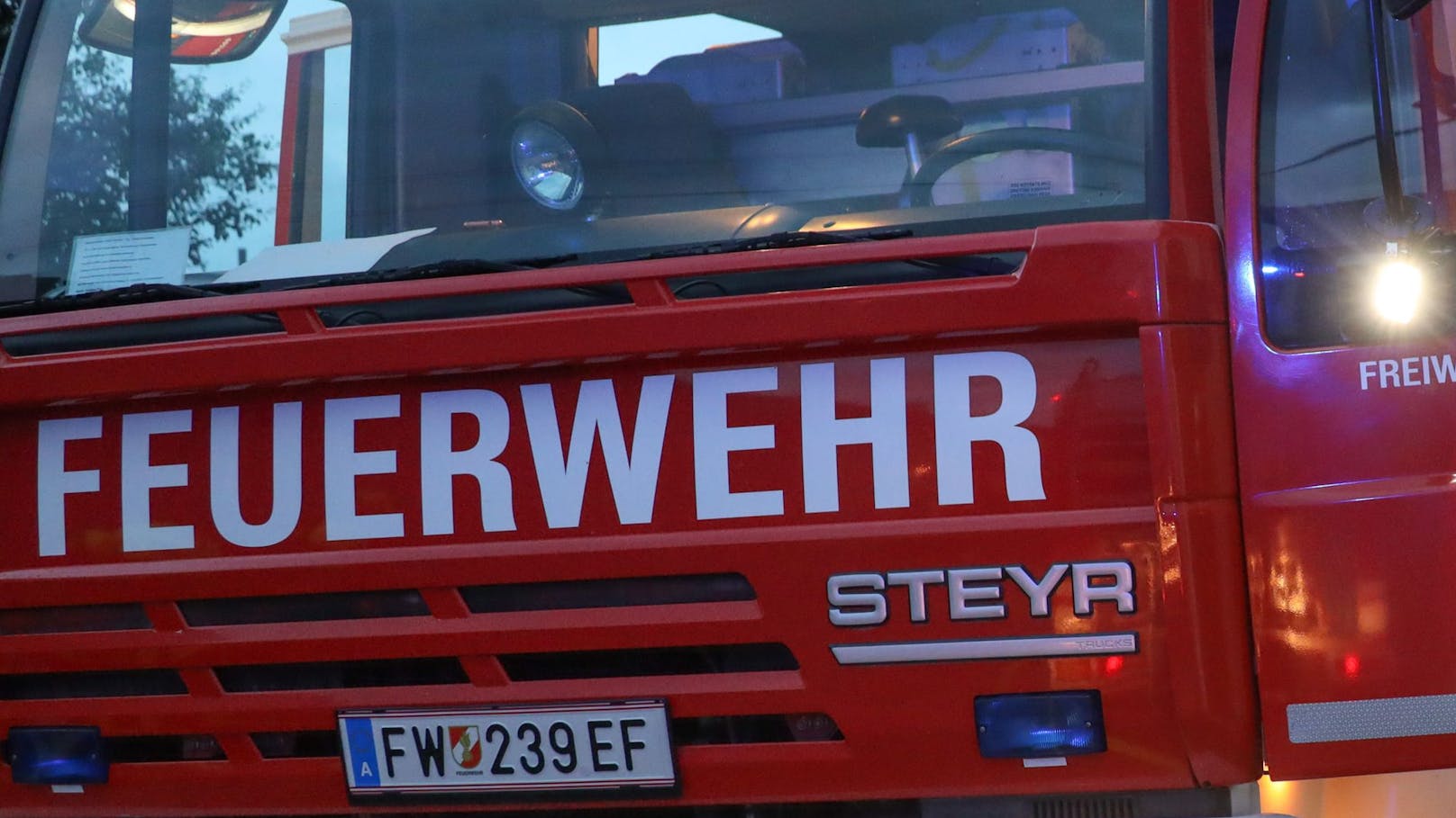 Die Feuerwehr öffnete die Wohnung der Seniorin. Symbolbild