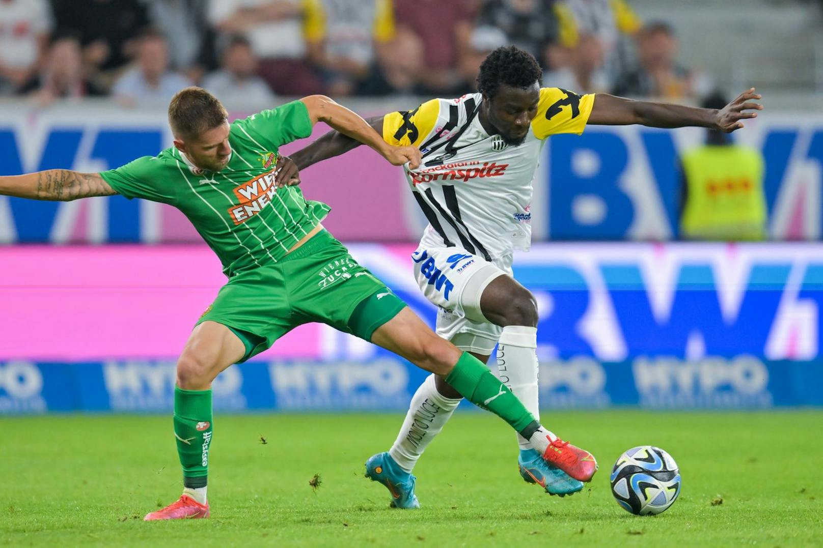 Der LASK holt in der 95. Minute einen Punkt gegen Rapid. 