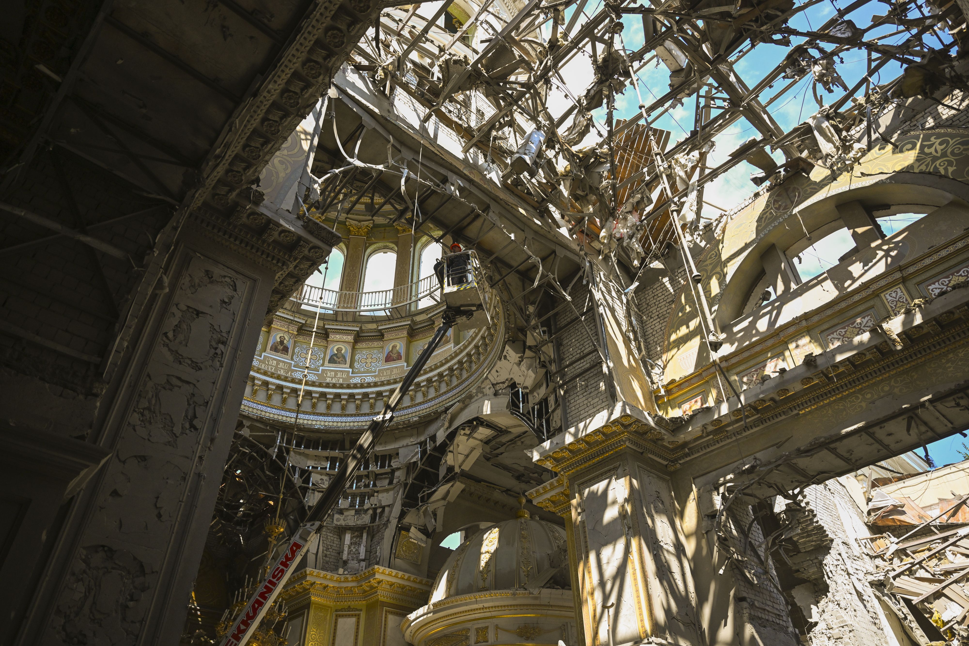 Der russische Angriff zerstörte unter anderem die Verklärungskathedrale in der zum Unesco-Weltkulturerbe gehörenden Altstadt von Odessa.