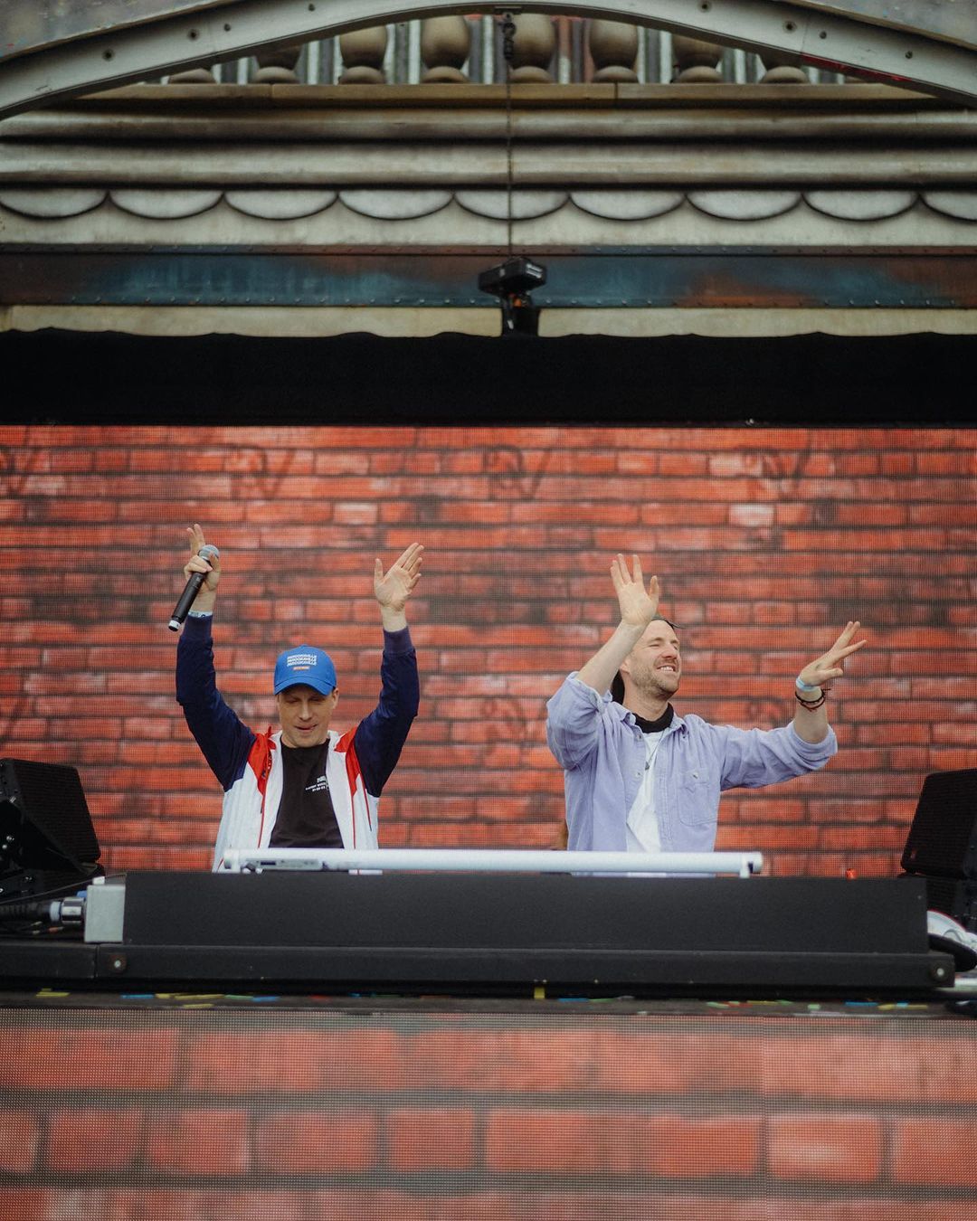 Oliver Pocher und sein Kumpel Luke Mockridge auf dem Parookaville-Festival.