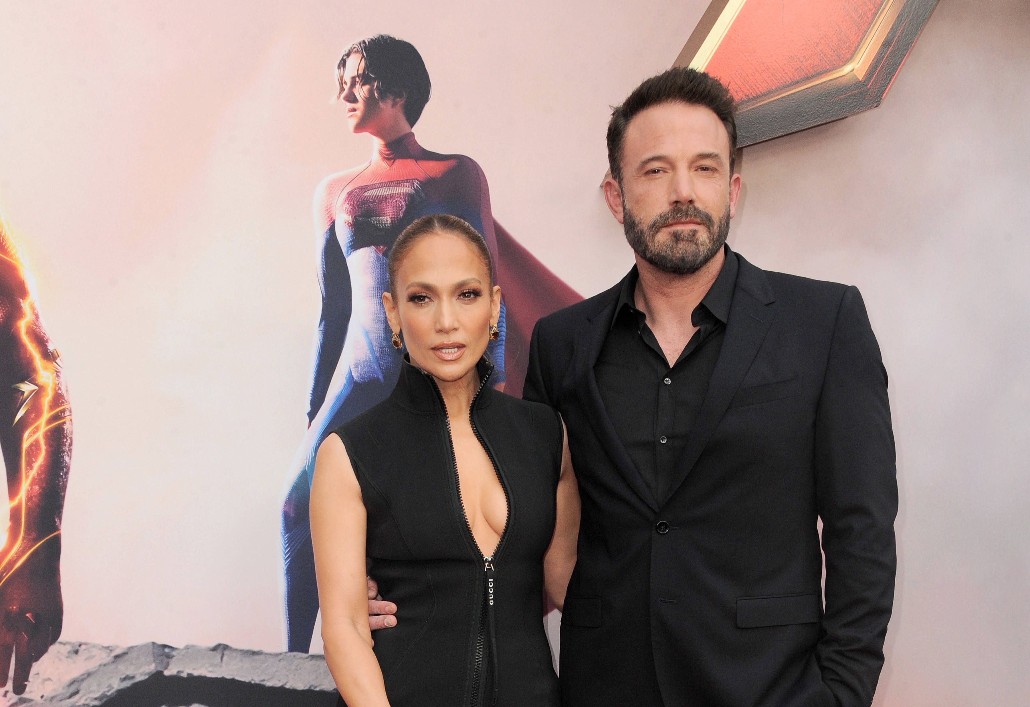Jennifer Lopez und Ben Affleck versuchen, das Kribbeln aufrecht zu halten.
