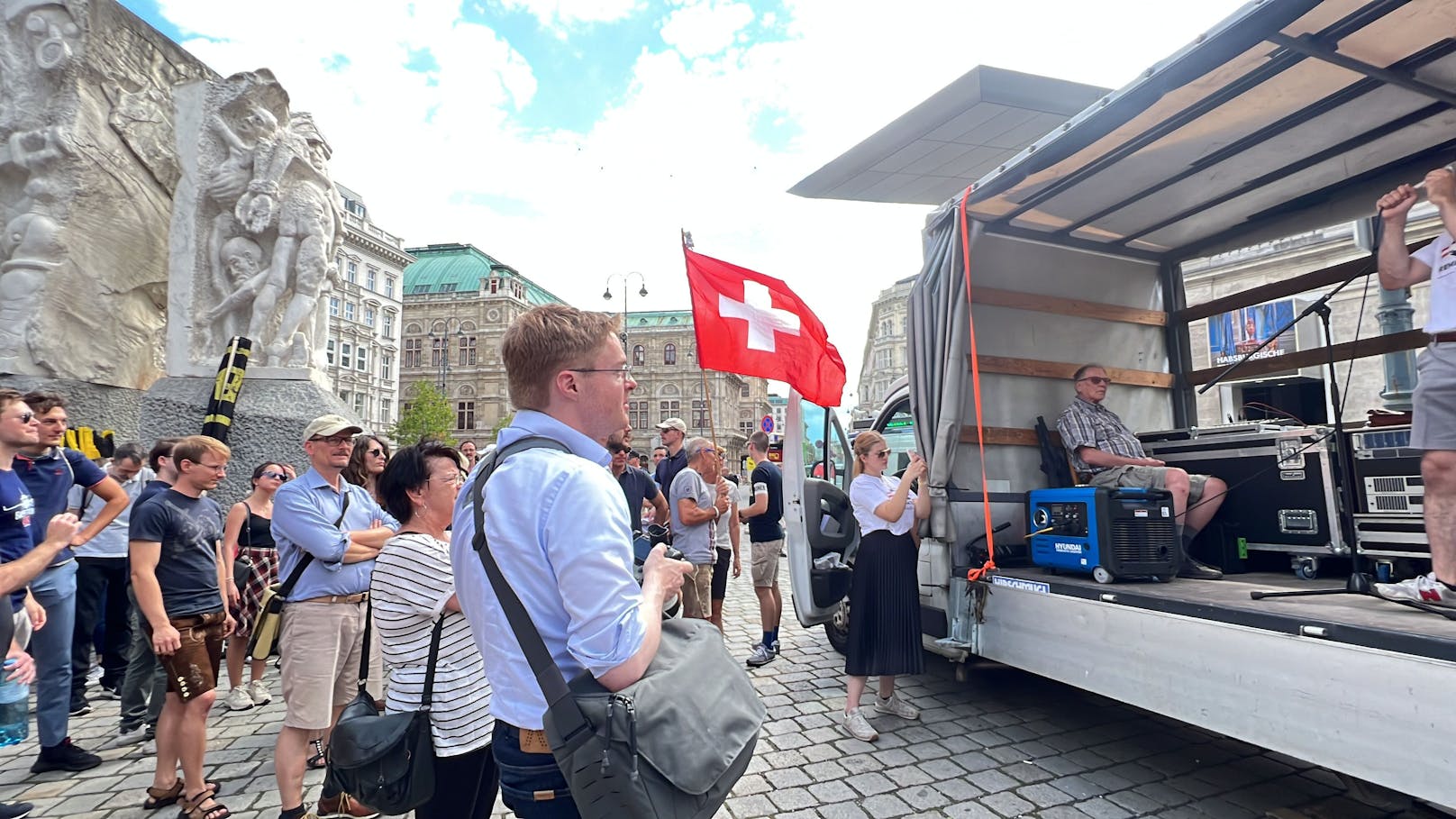 Auch aus der Schweiz dürften Demo-Teilnehmer angereist sein. 