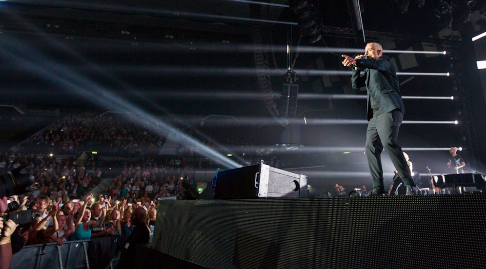 Eros Ramazotti (hier bei einem Auftritt in Wien) begeisterte am Freitag in Linz. Am Rande des Konzerts kam es zu einem Zwischenfall.