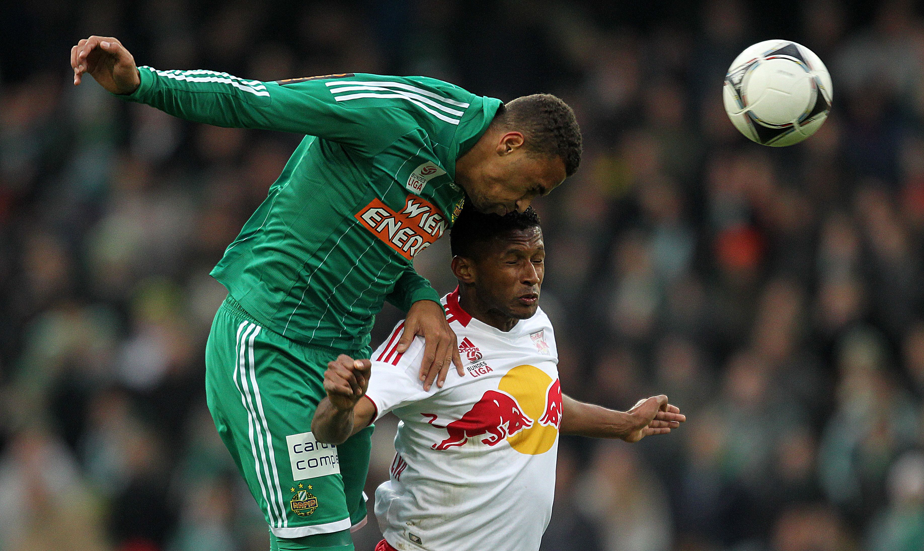 David Mendes da Silva (r.) verlor nicht nur das Kopfball-Duell mit Terrence Boyd.