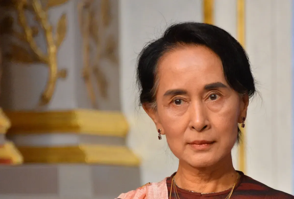 Friedensnobelpreisträgerin Aung San Suu Kyi wurde nach dem Militärputsch 2021 in 19 Fällen verurteilt.