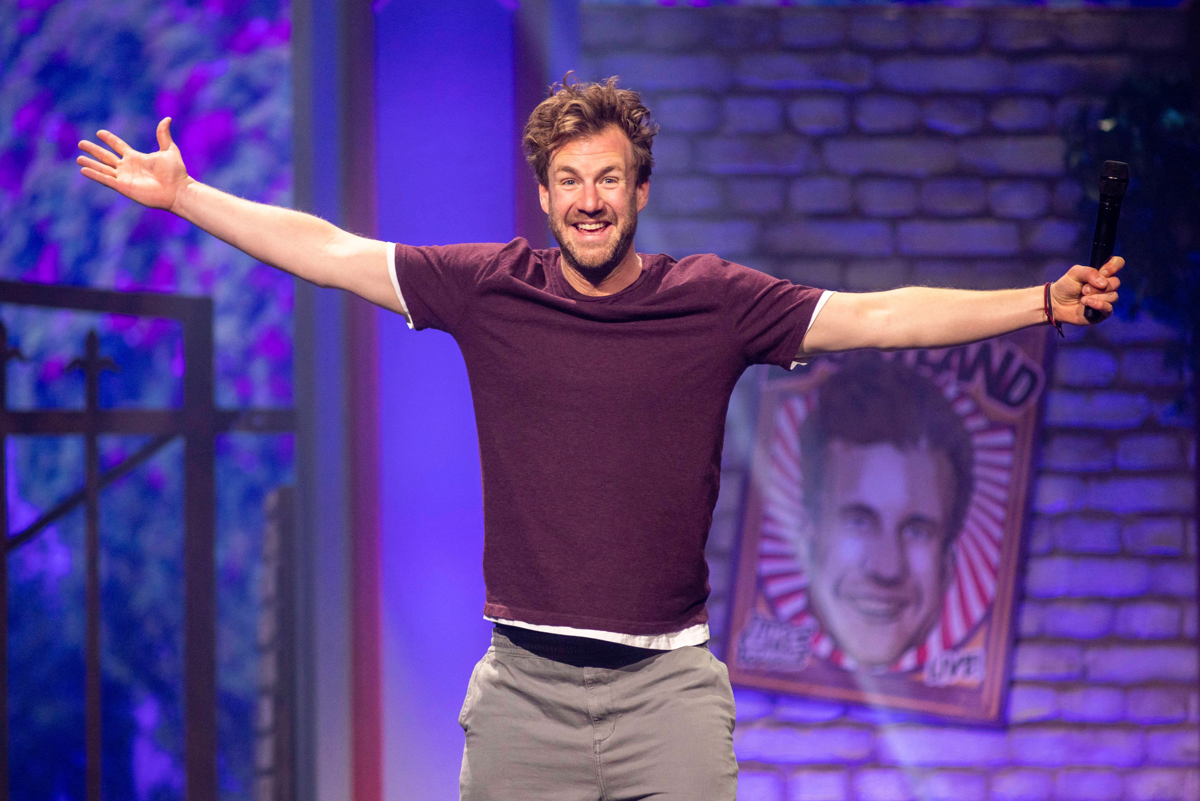 Luke Mockridges jetzige Freundin ist seit vielen Jahren an seiner Seite. 