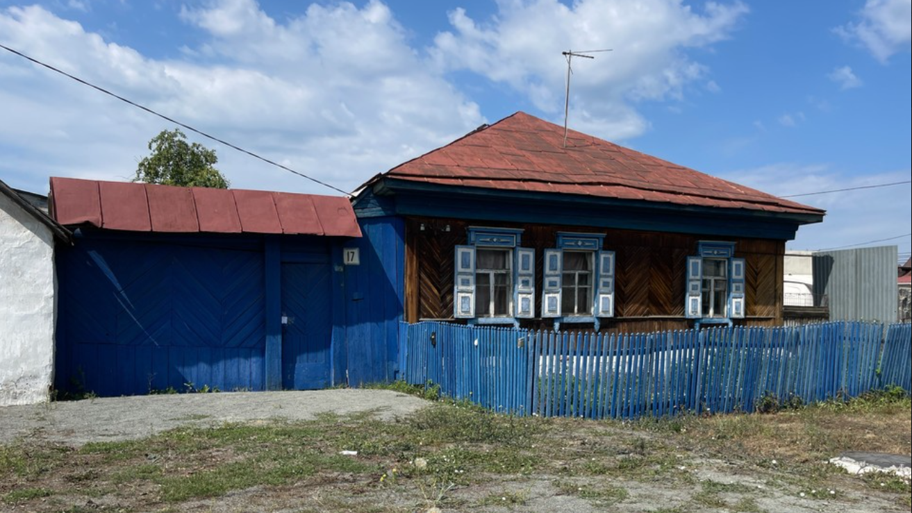 Frau entführt und 14 Jahre lang geschlagen und missbraucht.