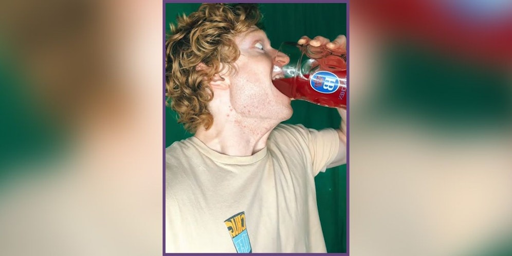 Aidan Parker verwirrt und beeindruckt auf TikTok. 