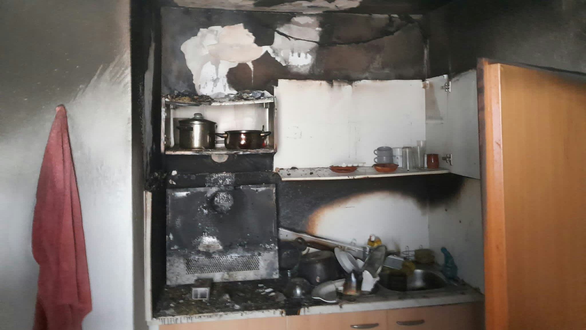Die Küche wurde bei dem Brand schwer beschädigt.