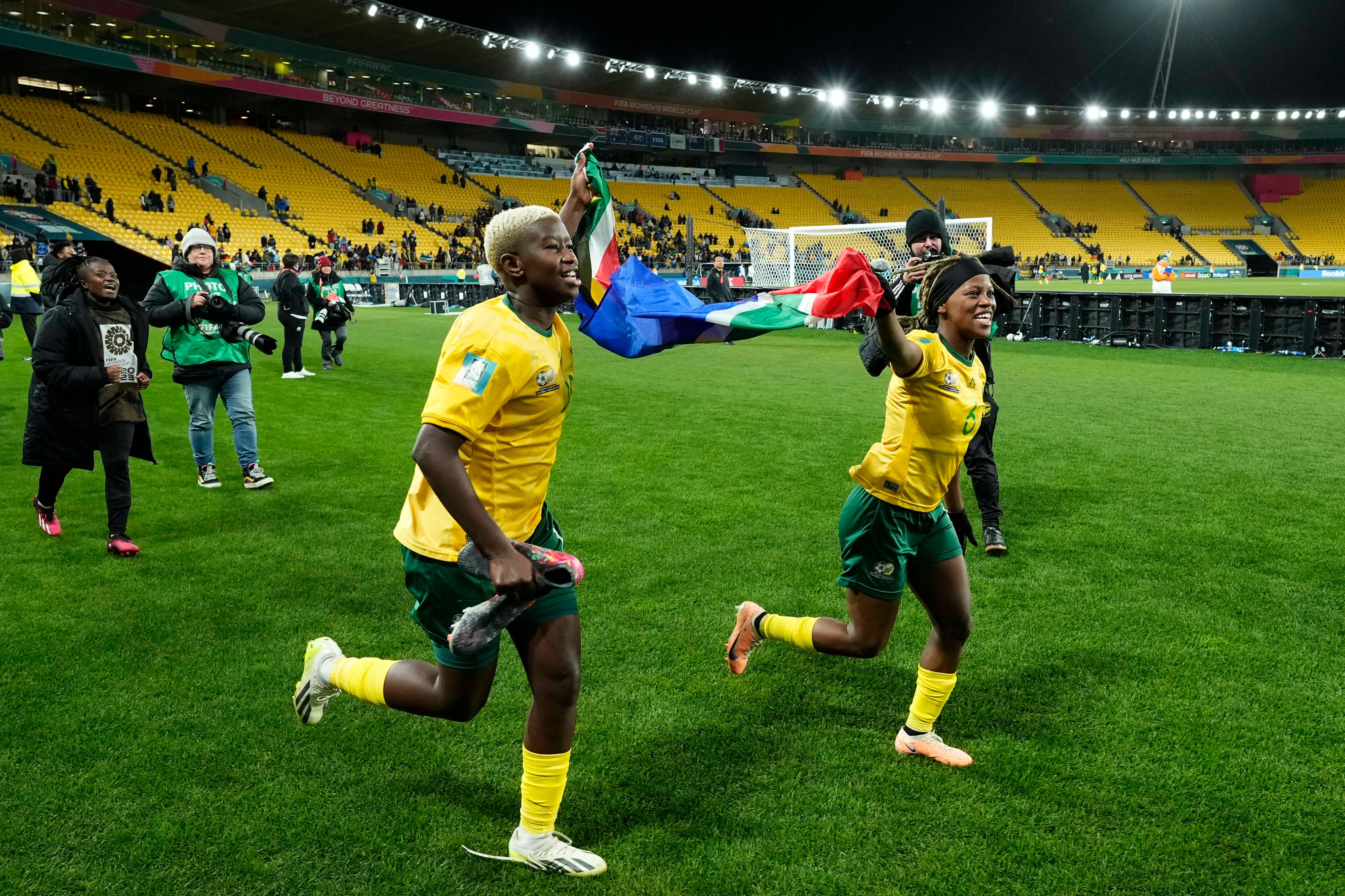 Südafrika schmeißt Italien raus.