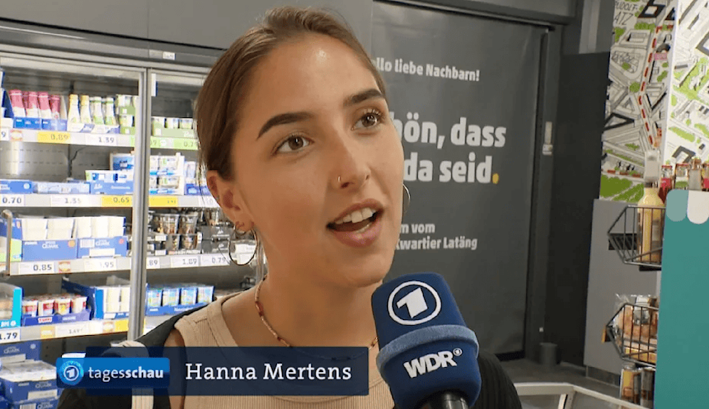 Hannah Mertens, hier mit Hanna Mertens angeschrieben, wurde vom WDR zu ihrer Meinung über das neue Preis-Experiment der Discounter-Kette Penny befragt. 