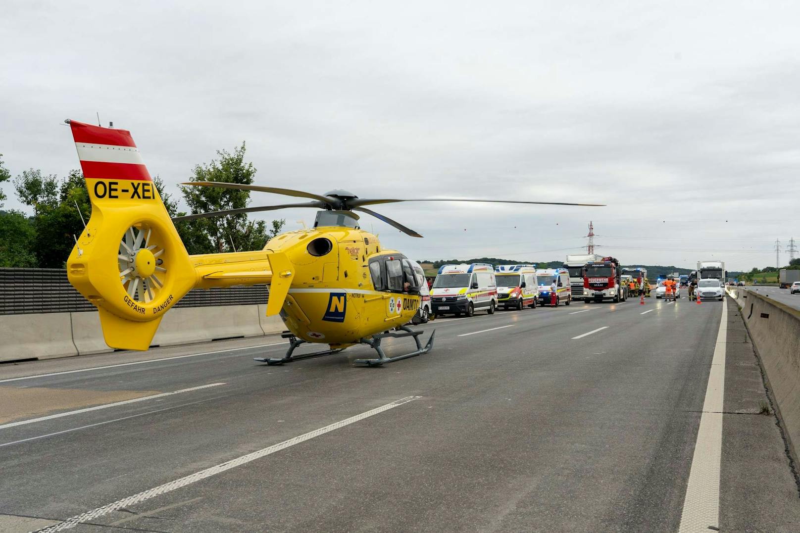 Fünf teils Schwerverletzte bei Unfall auf A1