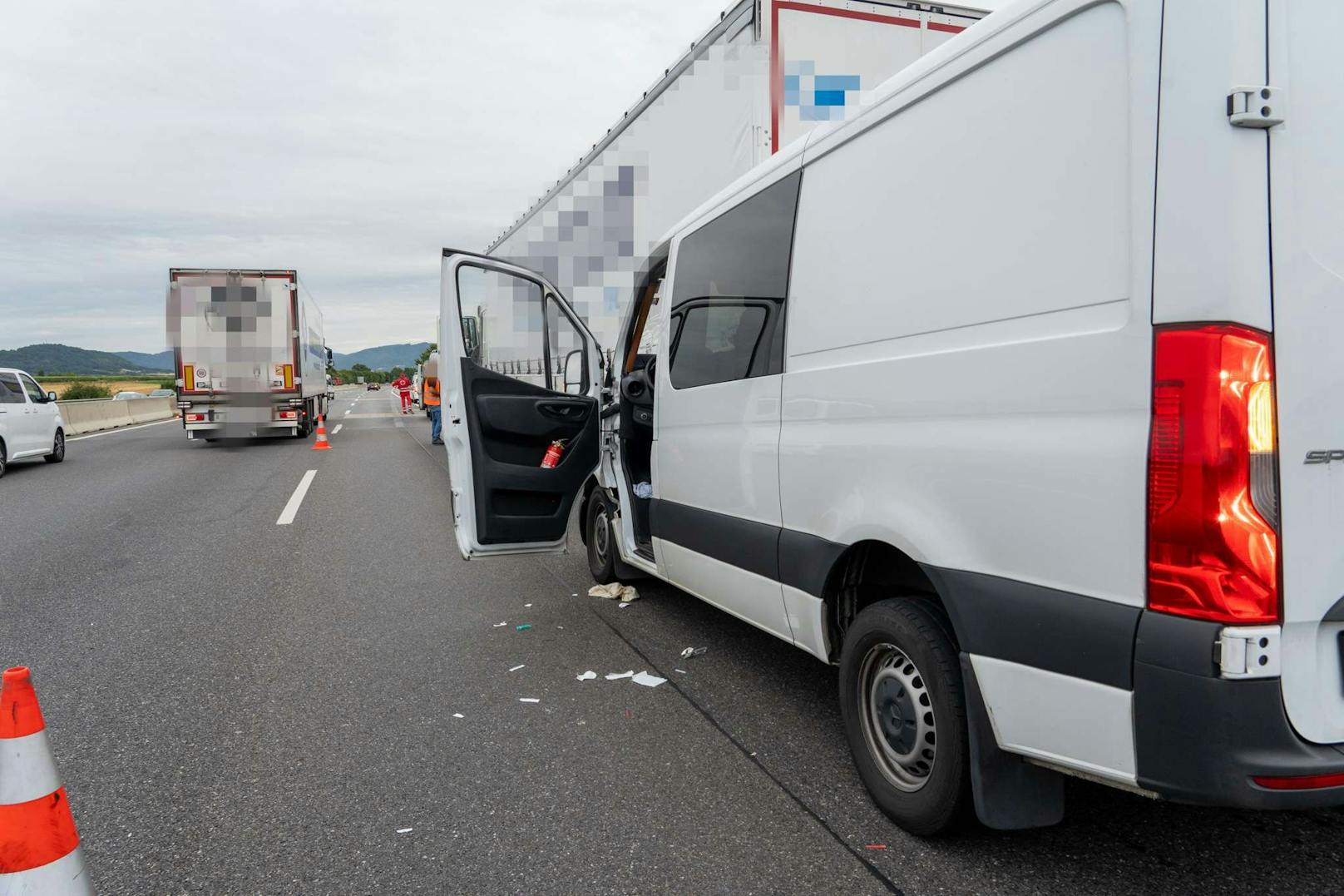 Fünf teils Schwerverletzte bei Unfall auf A1