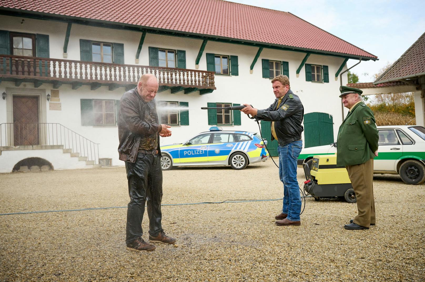 Szene aus dem neuen Eberhofer-Krimi REHRAGOUT-RENDEZVOUS