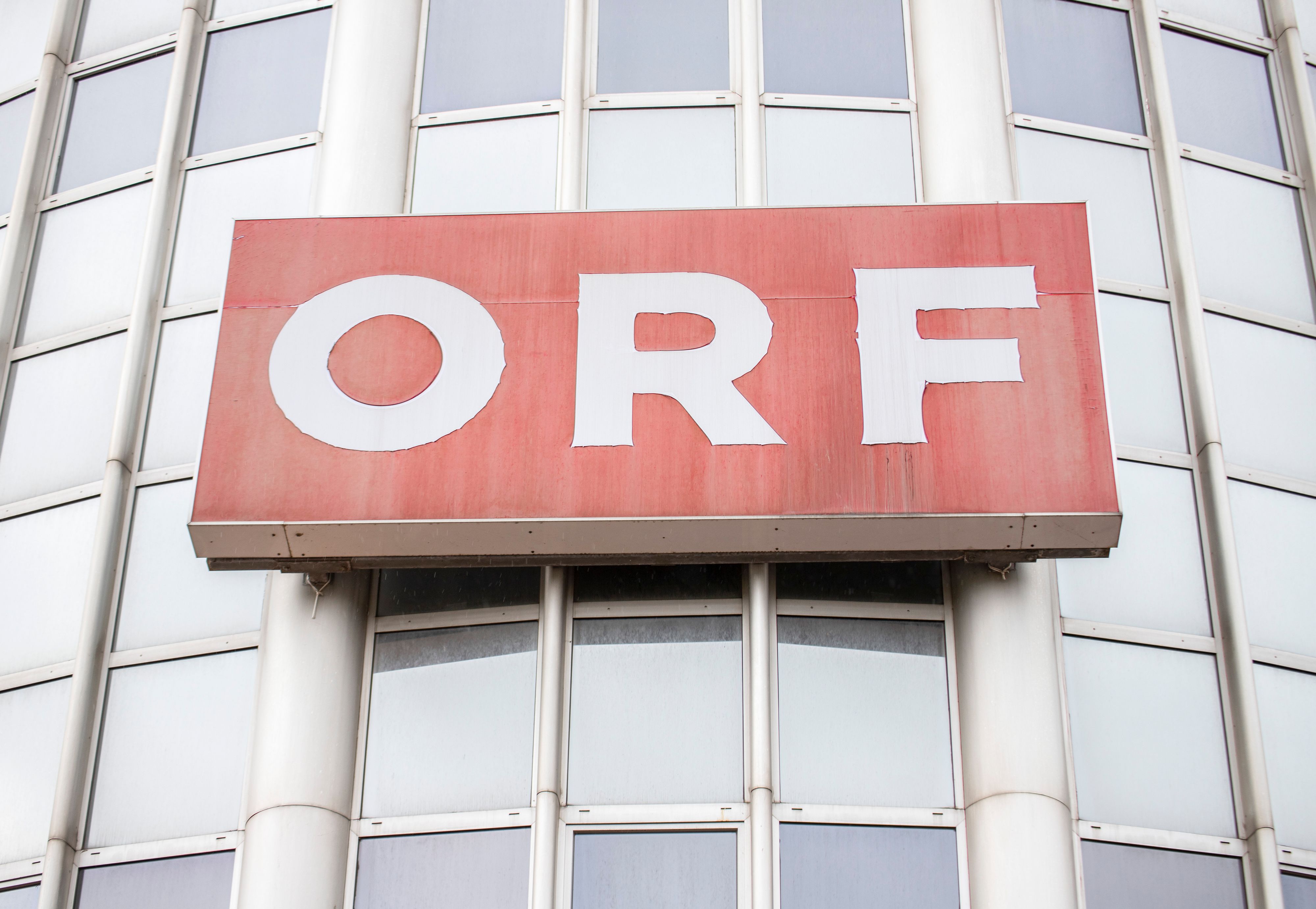 Der ORF ändert am Freitagabend überraschend sein Programm.
