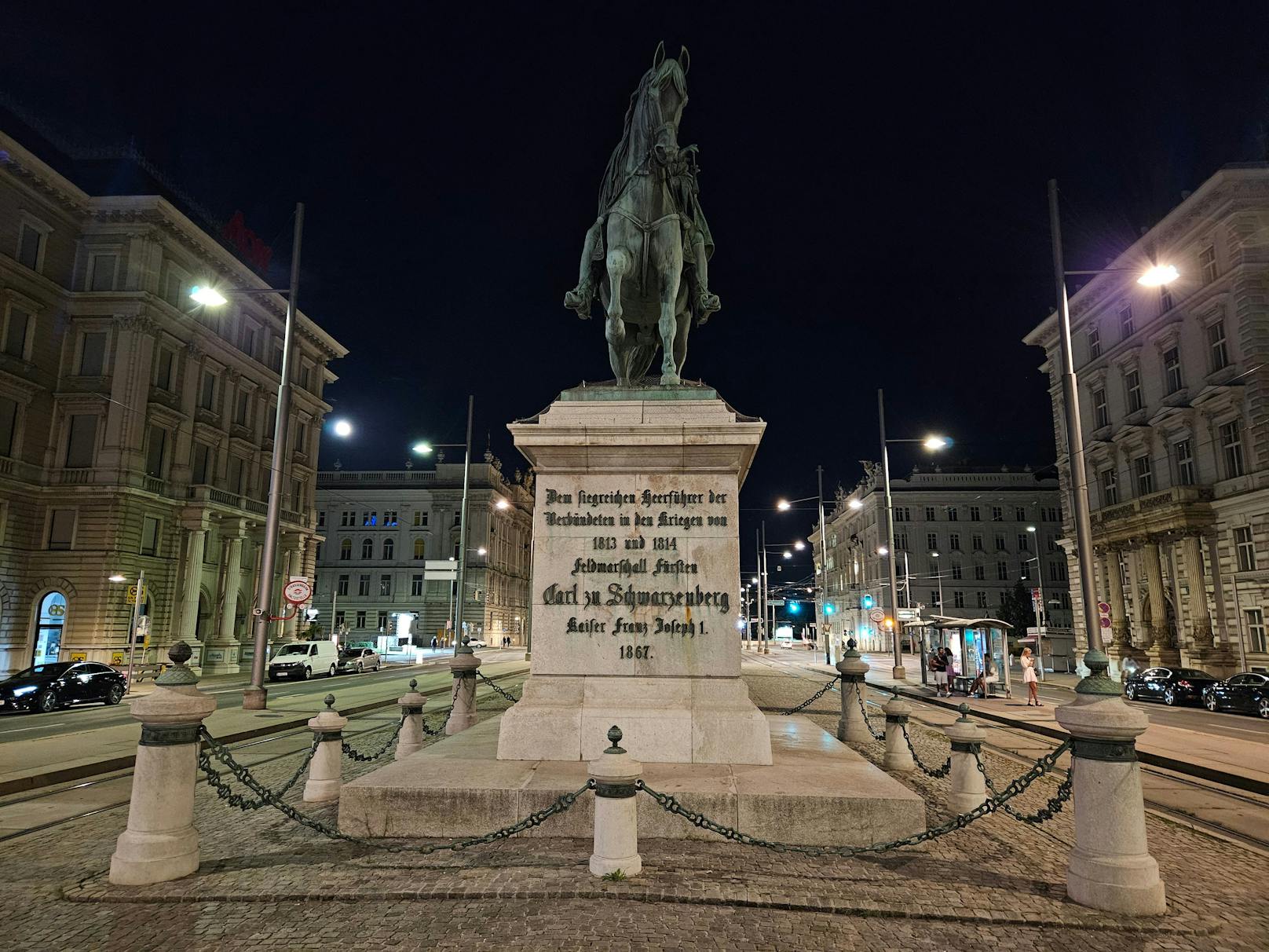 Auch in der Nacht überzeugen die Aufnahmen ...