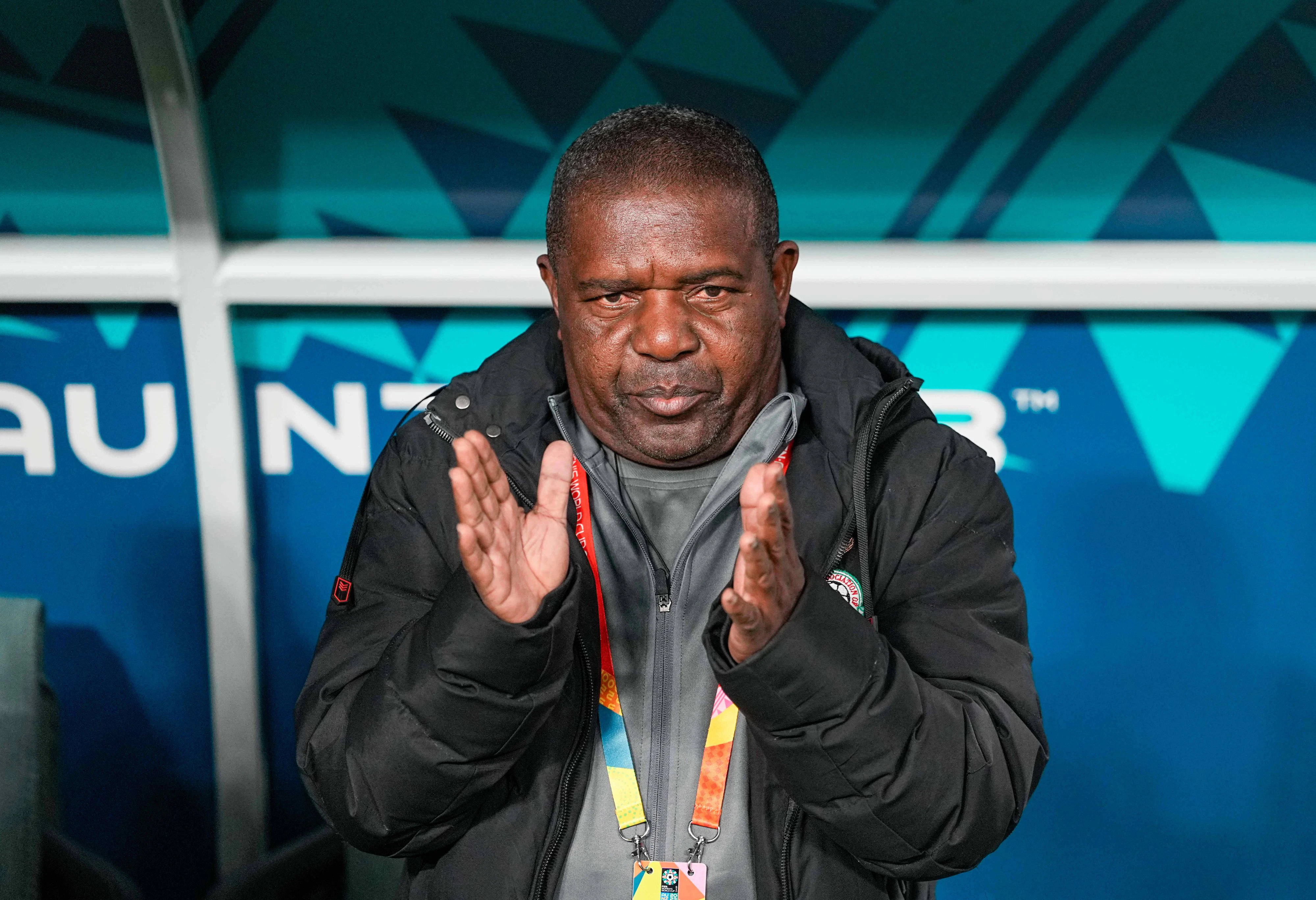 Sambias Teamchef Bruce Mwape sieht sich schweren Anschuldigungen ausgesetzt. 