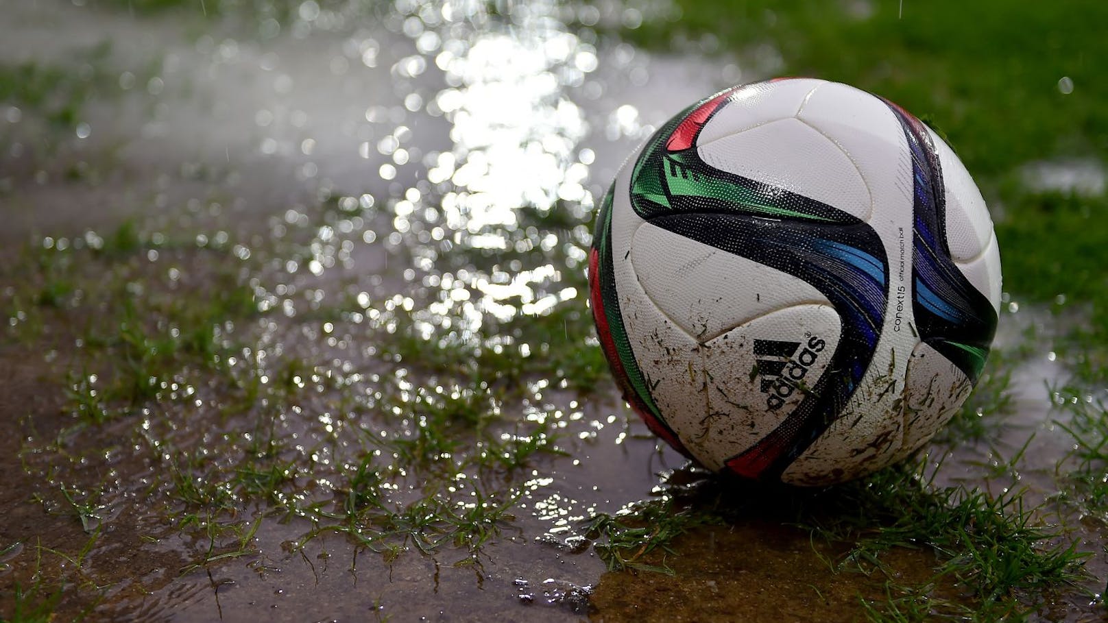 Fußball-Talent (9) bricht zusammen und stirbt im Spital