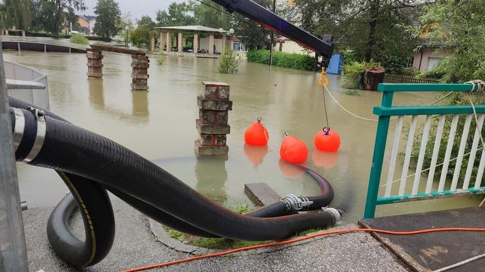 Die Großpumpen der Feuerwehr im Einsatz