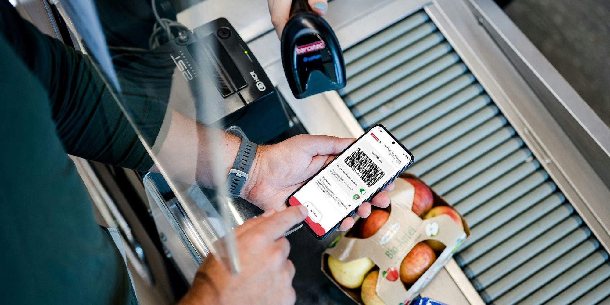 An der Kassa muss nur der Spar-Code gescannt werden.