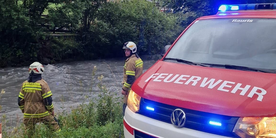 Der Kamerad wurde bereits von einem eigenen Kameraden gerettet.