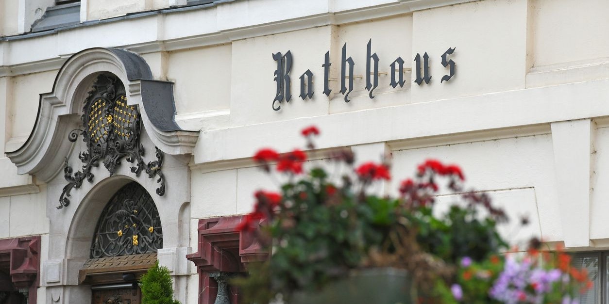 In den Rathäusern ist man mit der Gehaltserhöhung nicht zufrieden. (Symbolbild)