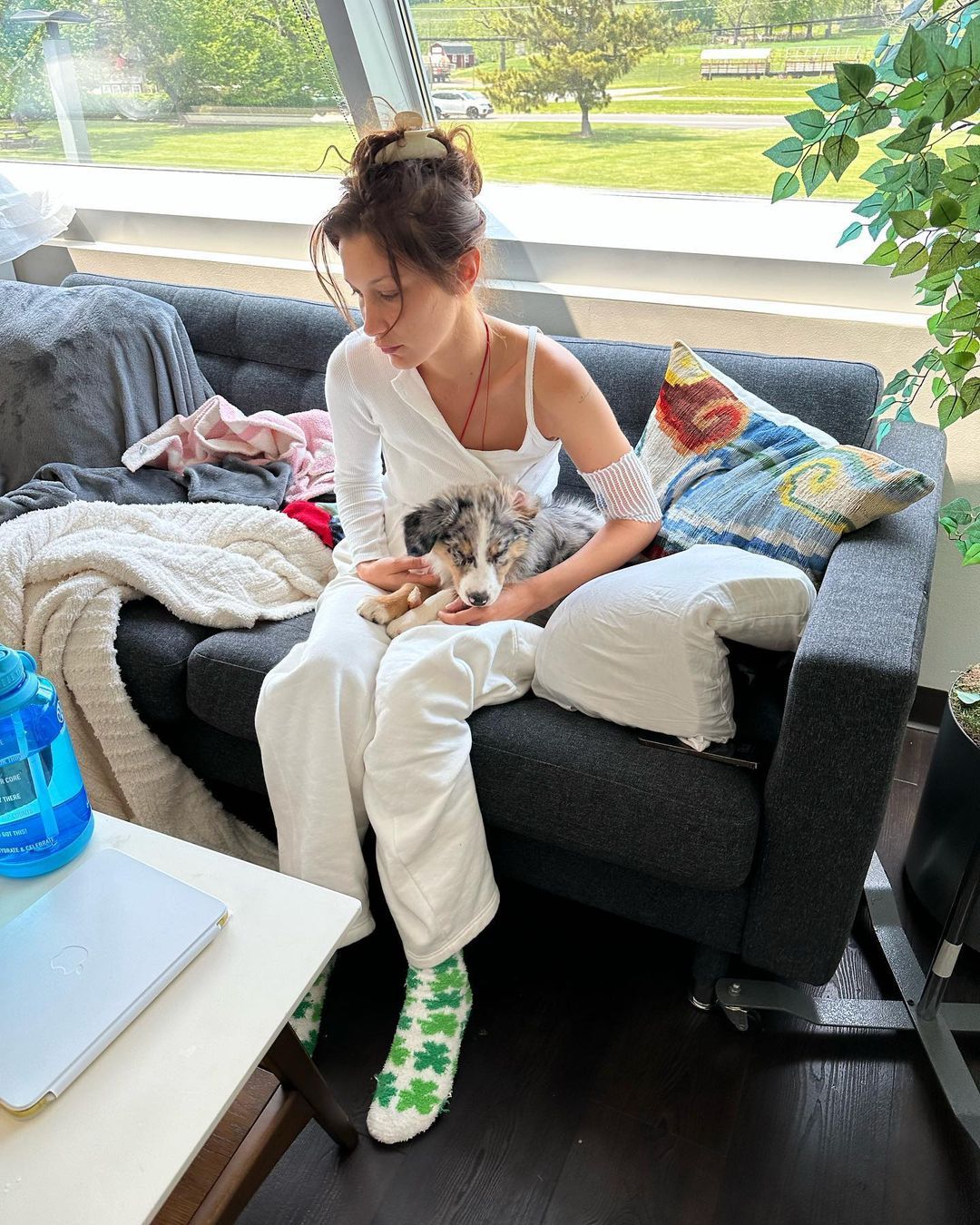 Bella Hadid hat bereits länger mit ihrer Gesundheit zu kämpfen.