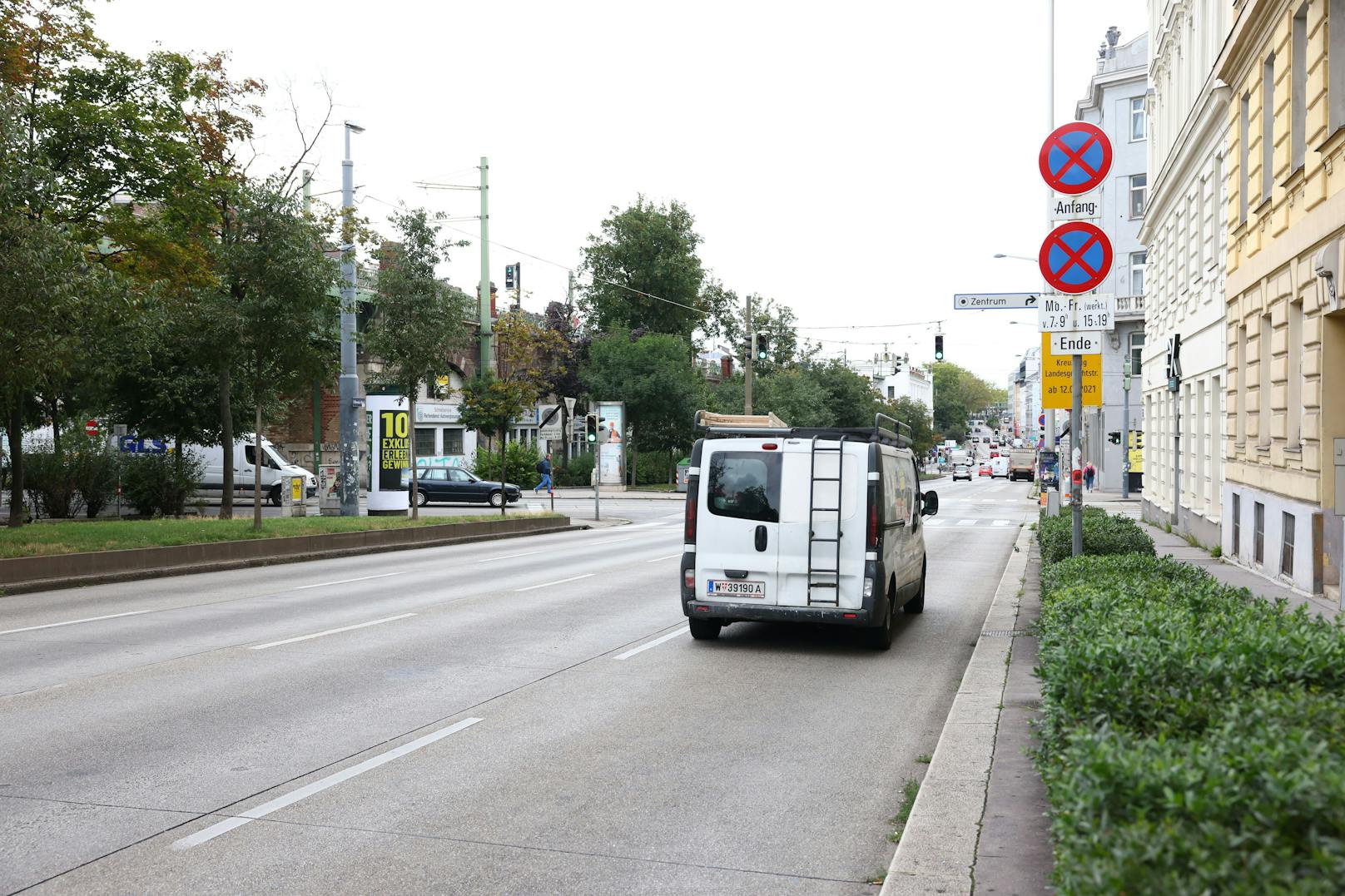 Es ist bereits der dritte solche Vorfall – <a target="_blank" href="https://www.heute.at/s/leiche-auf-wiener-parkbank-jetzt-neue-details-bekannt-100281377">einer endete tödlich</a> – innerhalb weniger Wochen, die Polizei kann einen Serientäter nicht ausschließen.