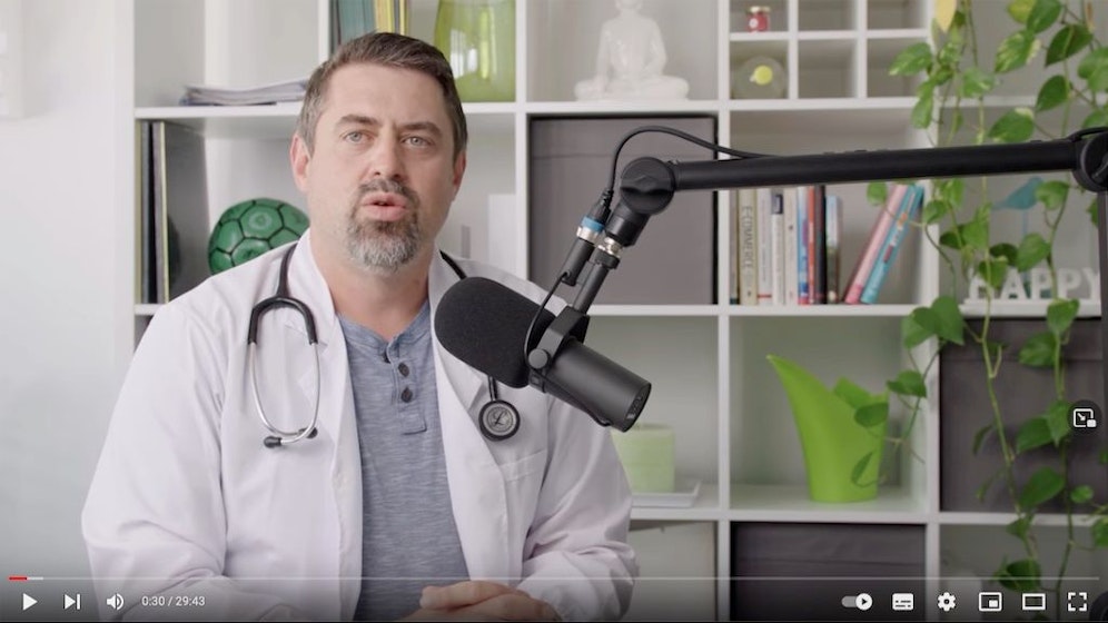 Wiens Ärztekammer-Vize Stefan Ferenci in dem Video der Wiener Ärztekammer