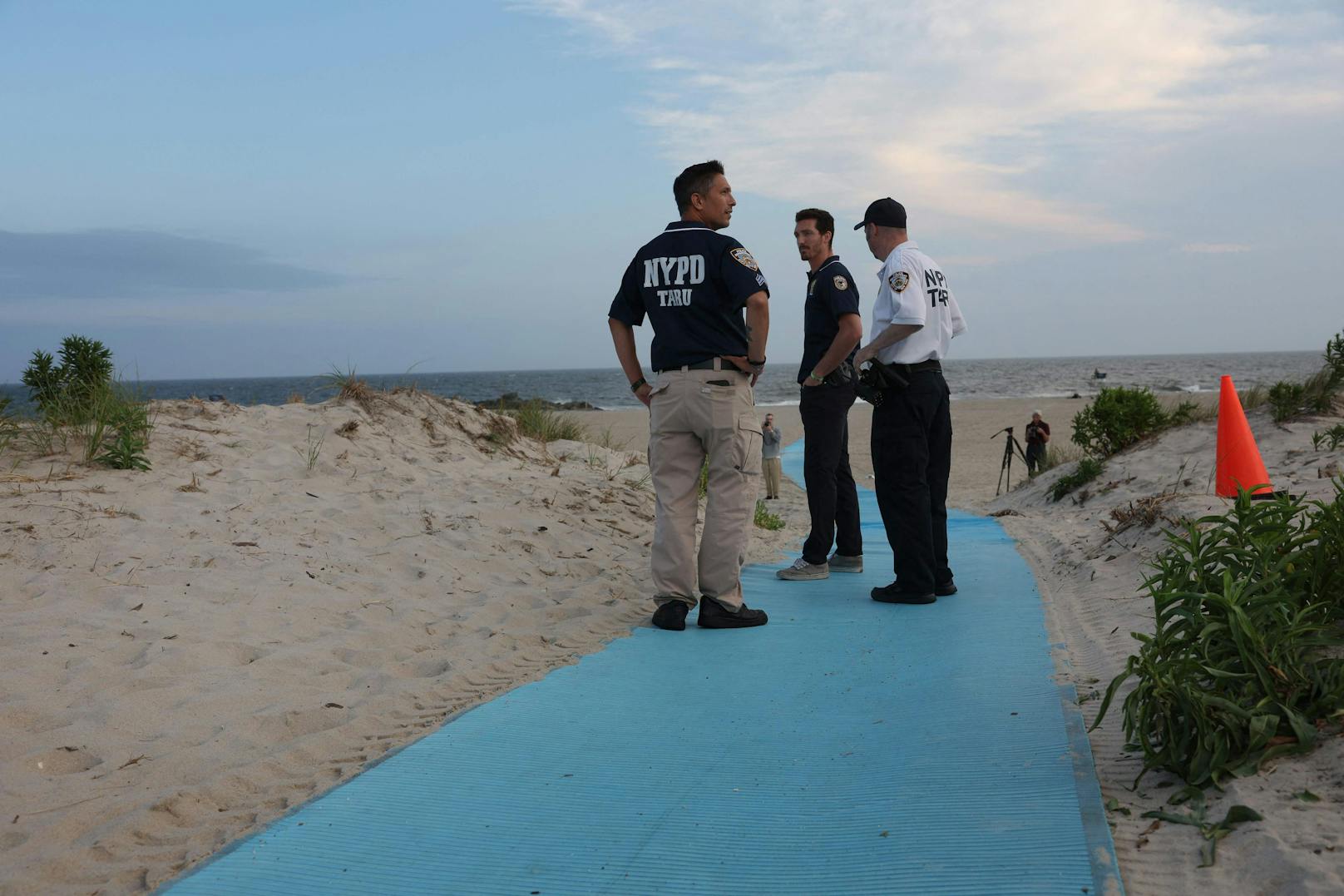 Die Behörden berichten, dass der letzte Angriff eines Hais ab diesem Strand mehr als 70 Jahre zurückliegt.&nbsp;