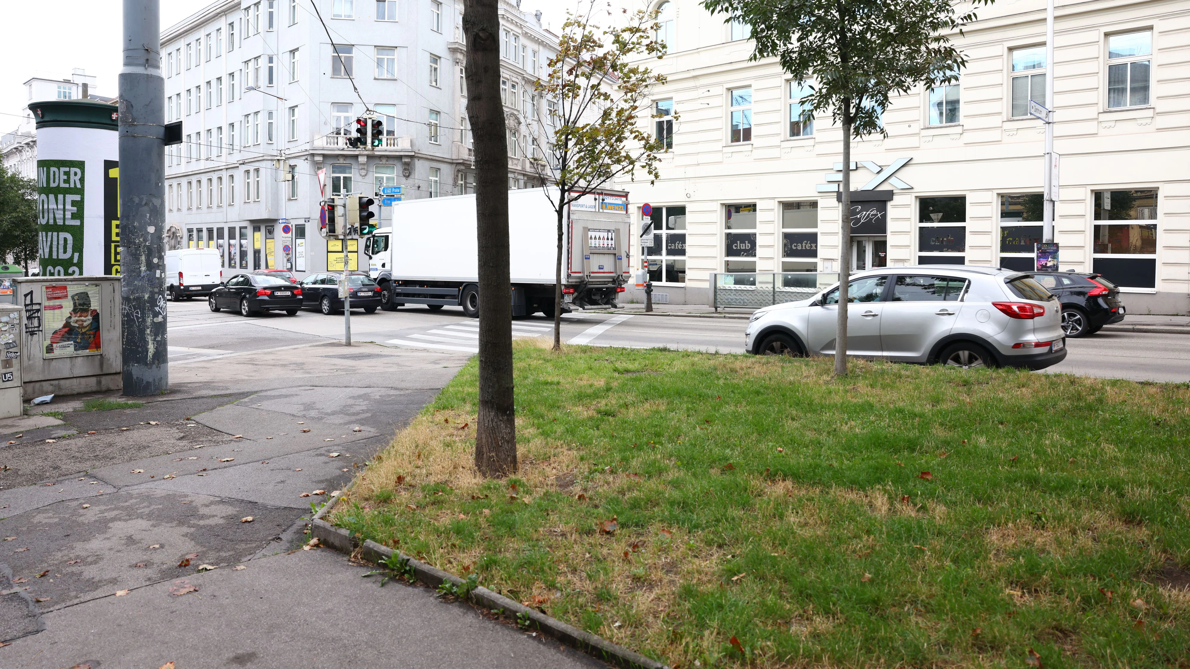 In der Nacht auf 9. August 2023 wurde ein schwer verletzter Mann am Hernalser Gürtel (8.) aufgefunden. Der Mann aus dem Obdachlosenmilieu hatte schwere Stichverletzungen erlitten. Es ist bereits der dritte solche Vorfall – einer endete tödlich – innerhalb weniger Wochen, die Polizei kann einen Serientäter nicht ausschließen.