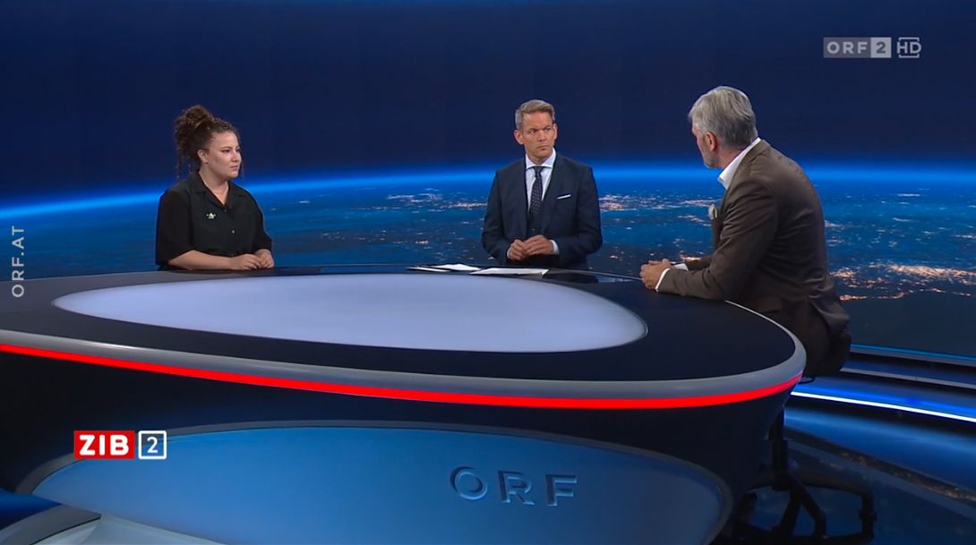 Debatte um Tempo 100: Anna Freund (Letzte Generation) und Bernhard Wiesinger (ÖAMTC) in der ZIB2 mit Martin Thür am 10. August 2023.