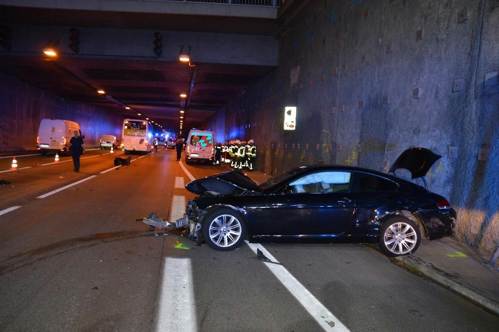 Schwerer Verkehrsunfall auf der A23 in Wien.