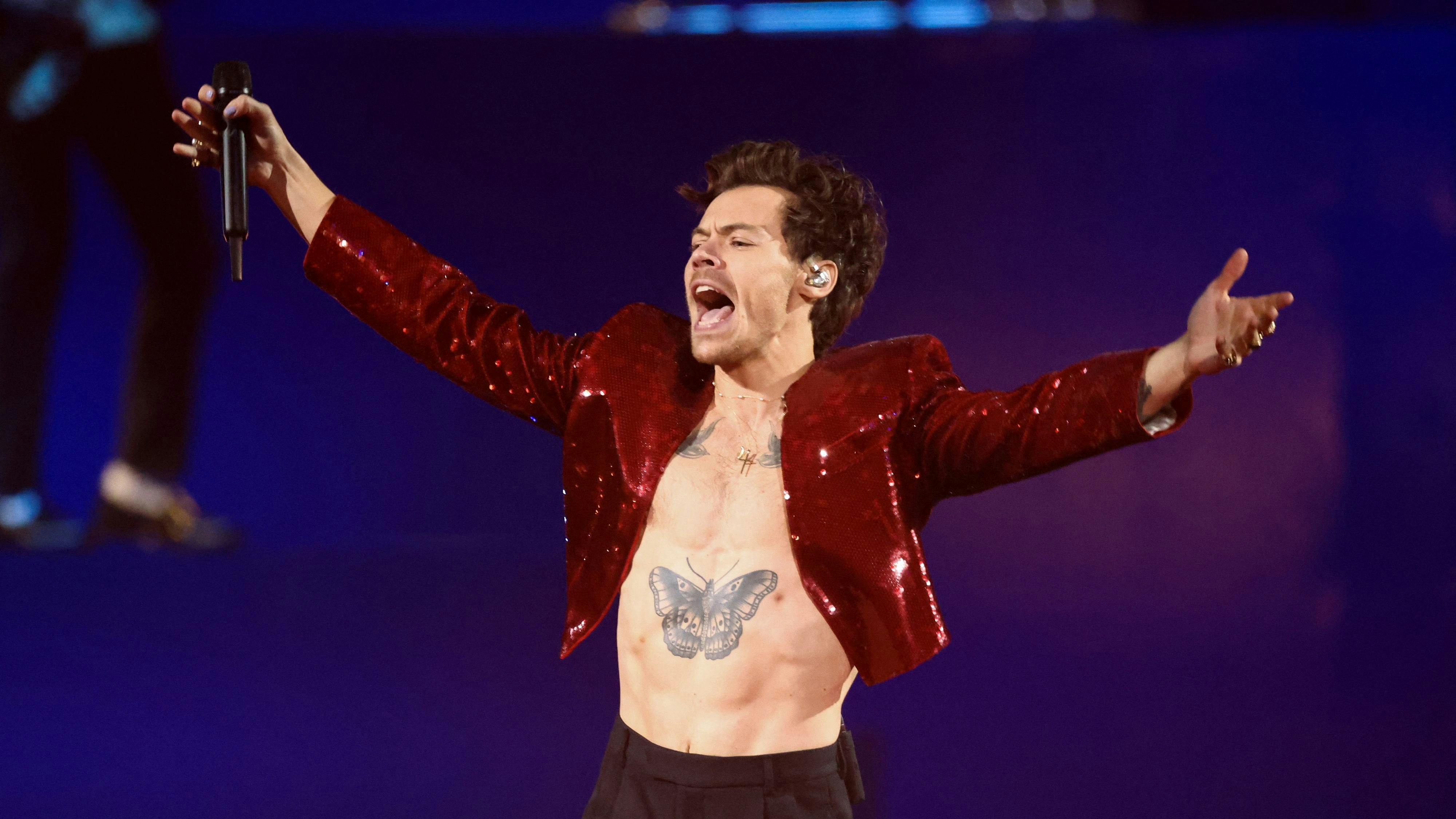 Harry Styles performs at the Brit Awards at the O2 Arena in London, Britain, February 11, 2023. REUTERS/Henry Nicholls