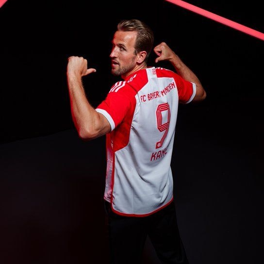 Harry Kane ist nun offiziell ein Spieler der Bayern. 