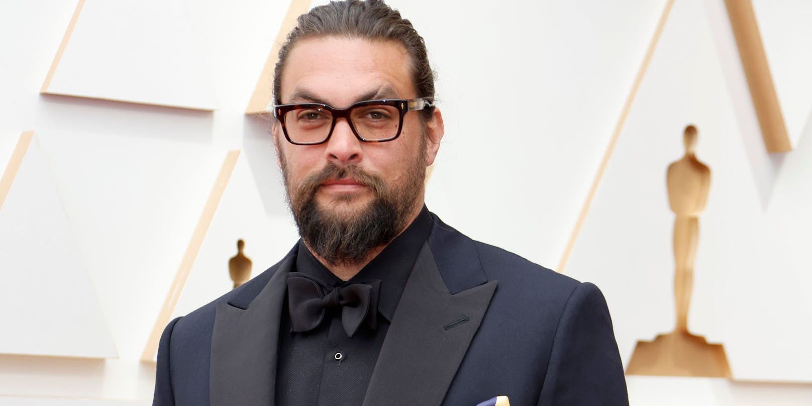 Jason Momoa bittet darum, nicht nach Maui zu reisen.